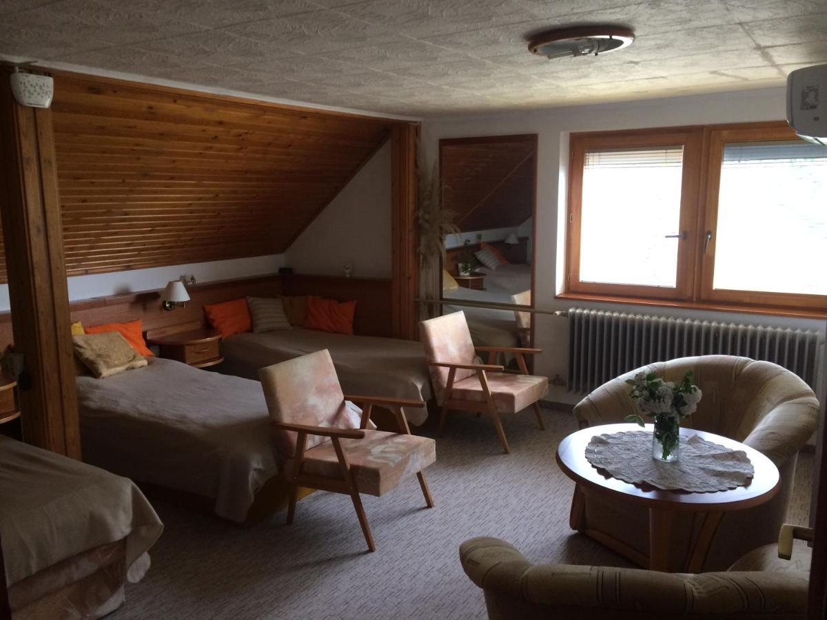 Szalai Vendeghaz Apartment Черсектомай Екстериор снимка