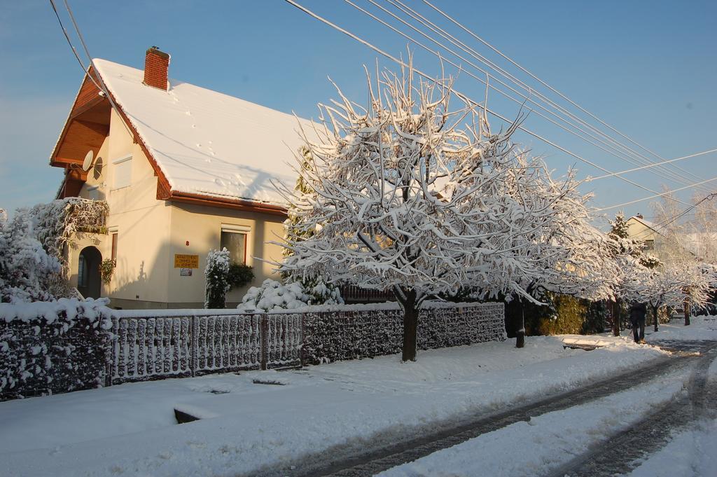 Szalai Vendeghaz Apartment Черсектомай Стая снимка
